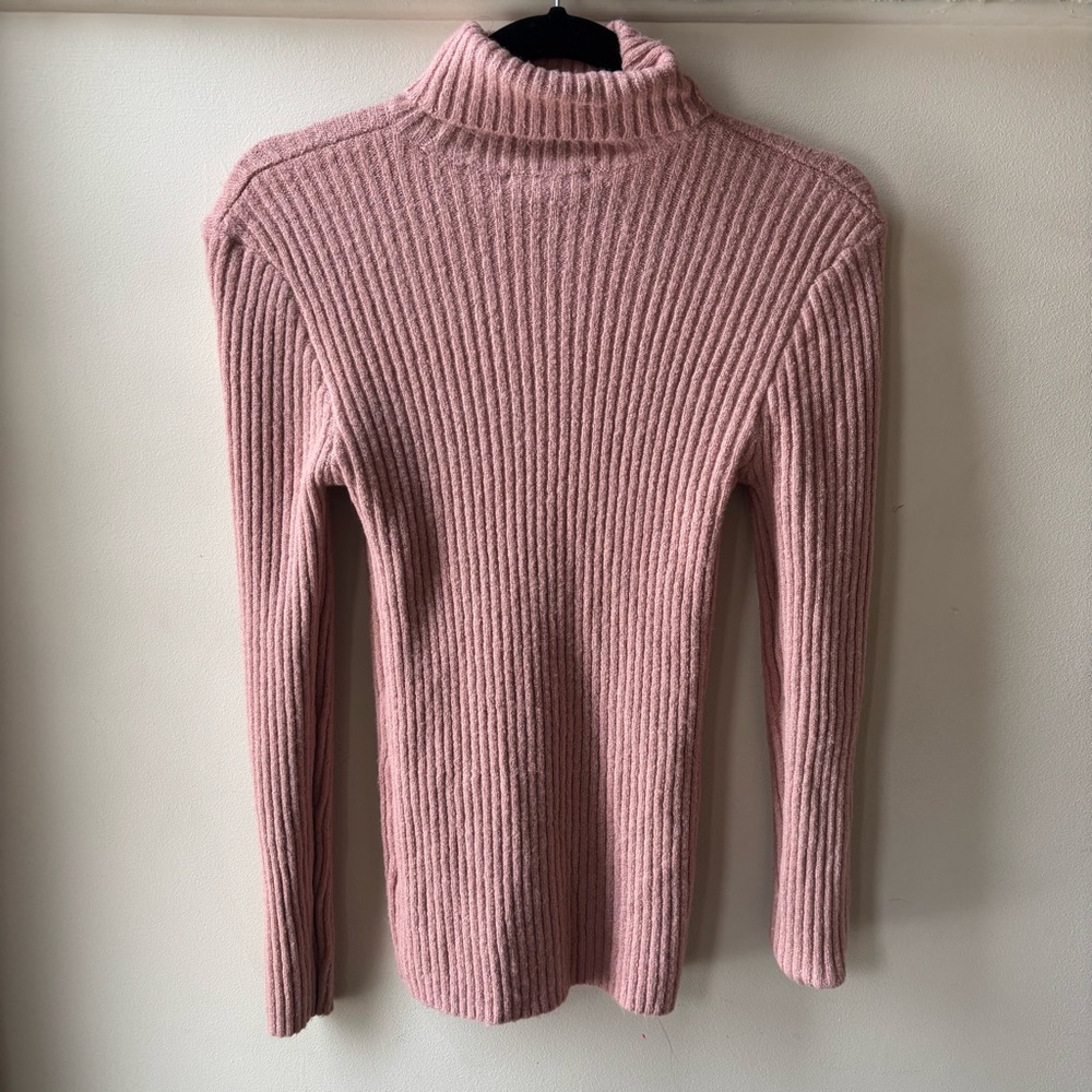 ₽💙2/$40💙Suzy Shier Pink Turtle Neck Pullover Sweater Size Medium